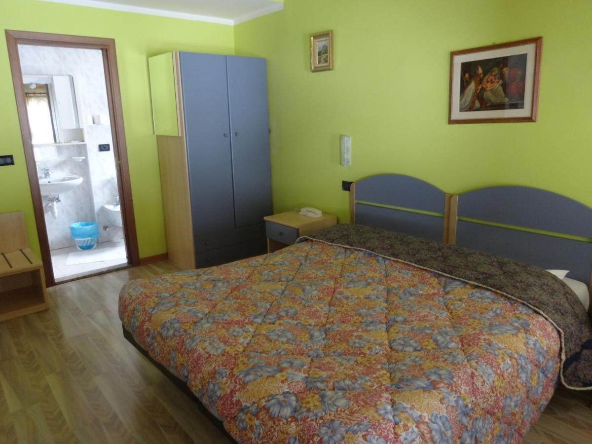 Hotel Genzianella Presenaio Dış mekan fotoğraf