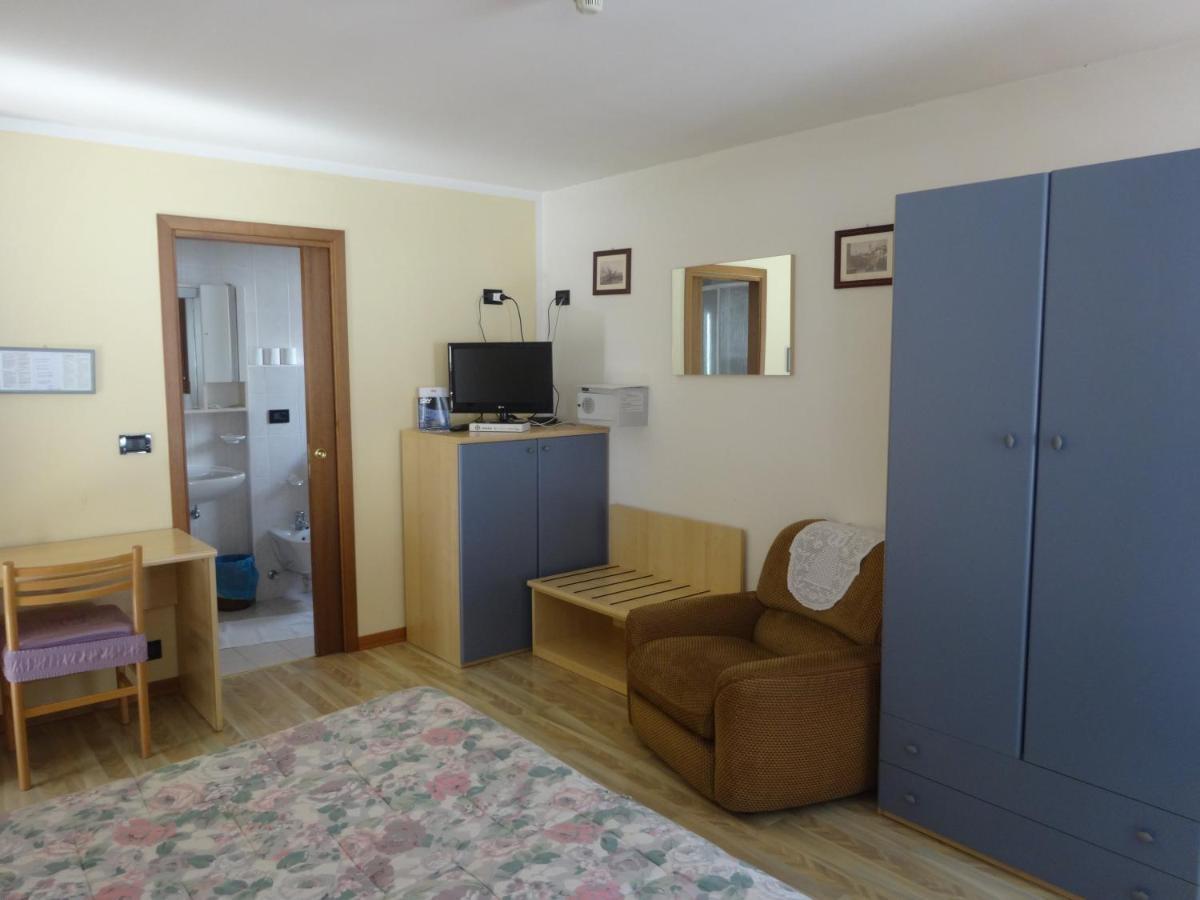 Hotel Genzianella Presenaio Dış mekan fotoğraf
