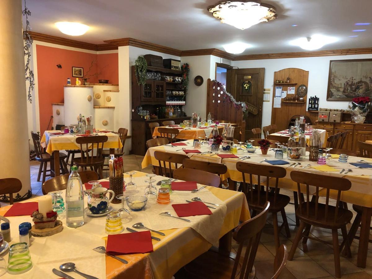 Hotel Genzianella Presenaio Dış mekan fotoğraf