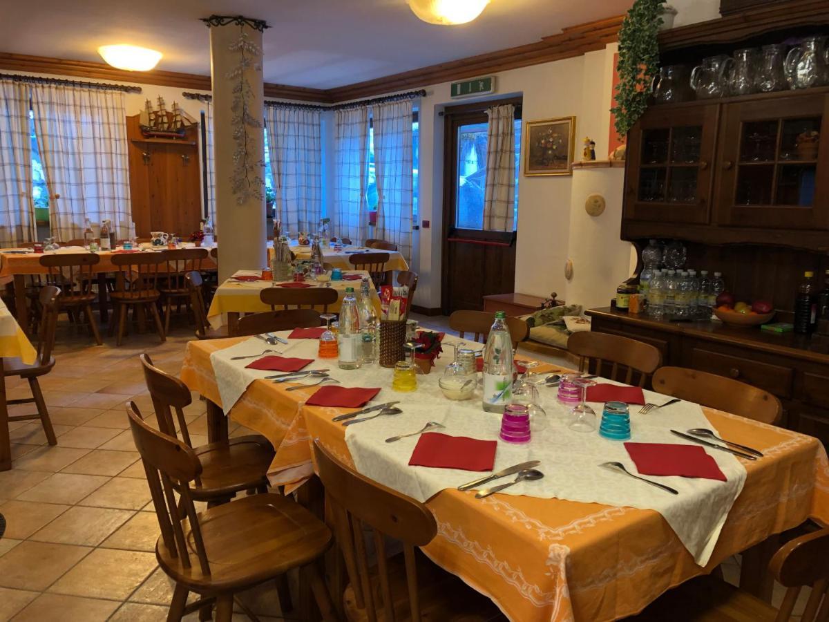 Hotel Genzianella Presenaio Dış mekan fotoğraf