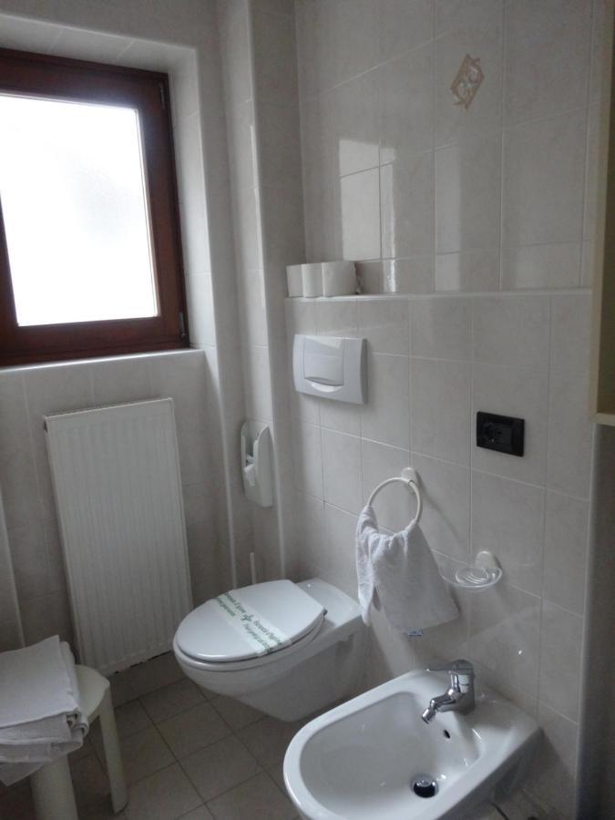 Hotel Genzianella Presenaio Dış mekan fotoğraf