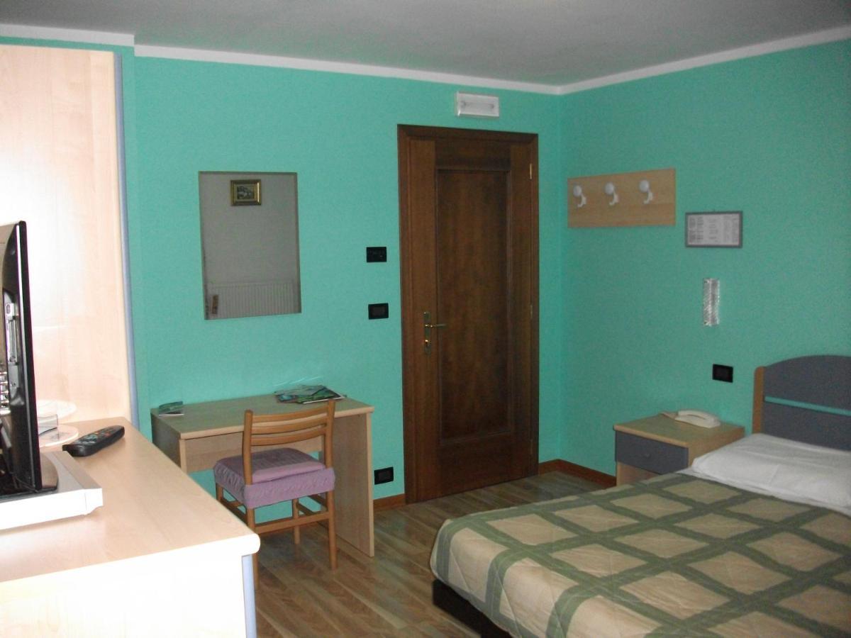 Hotel Genzianella Presenaio Dış mekan fotoğraf